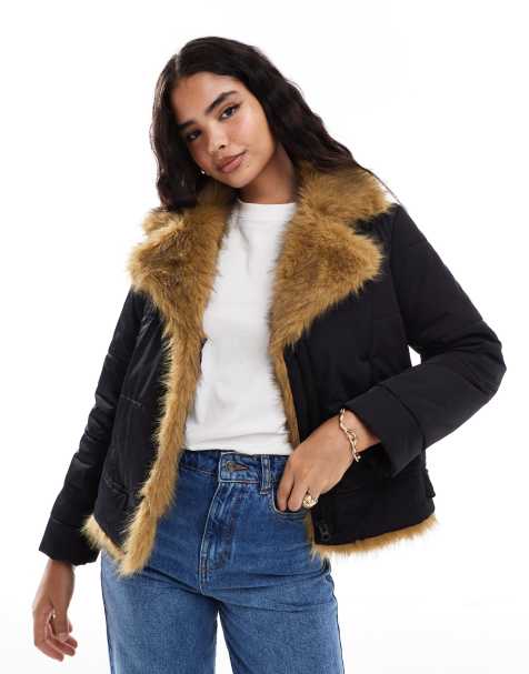 Stradivarius – STR – Pilotenjacke in Schwarz mit farblich abgesetztem Kunstpelzbesatz - view 1