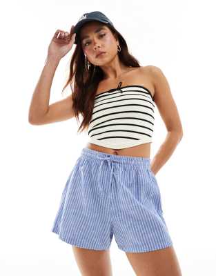 Stradivarius Stradivarius STR rustic pull on short in blue stripe