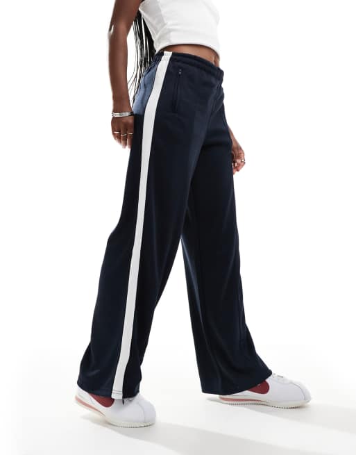 Stradivarius STR seam front sweatpants with side stripe in navy
