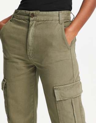 Stradivarius straight leg cargo pants in khaki