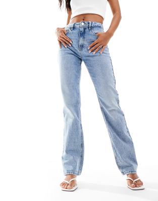 Buy the Womens Blue Medium Wash Pockets Stretch Denim Straight Leg Jeans  Size 16