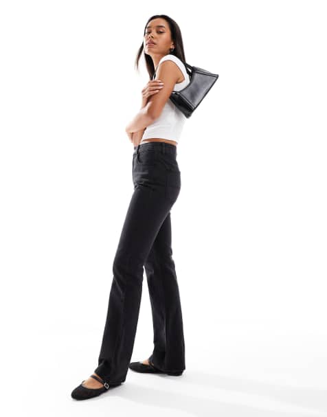 Stradivarius STR straight leg mid rise jeans with stretch in washed black - view 1