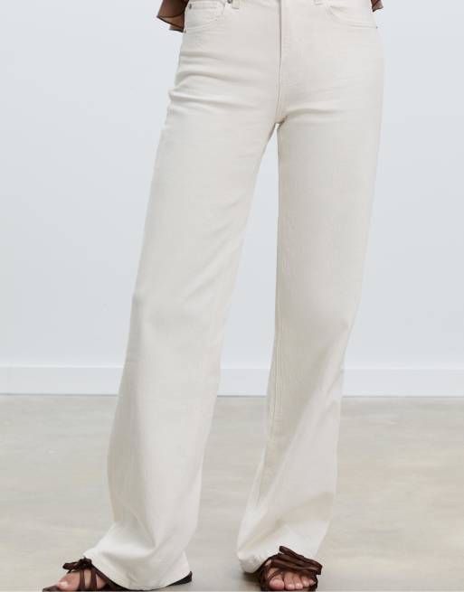 Stradivarius Straight fit comfort jeans in vanilla, 2 of 4