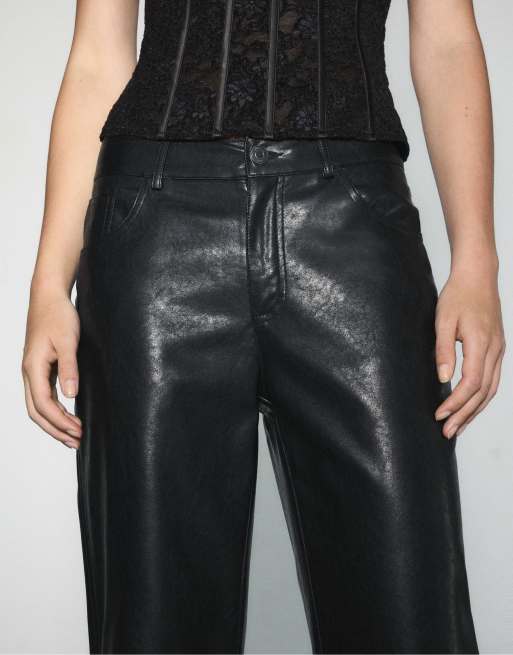 Stradivarius Straight-Hose in Lederoptik in Schwarz, 3 von 6