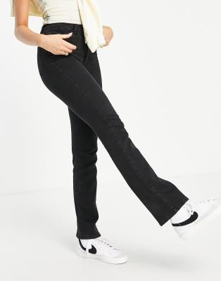 Stradivarius - Straight Jeans mit Vintage-Passform in Schwarz