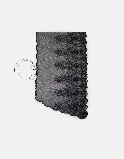 Stradivarius Straight lace sarong in black - view 1
