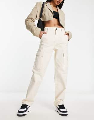 Stradivarius Straight Leg Cargo Pants In Ecru-neutral