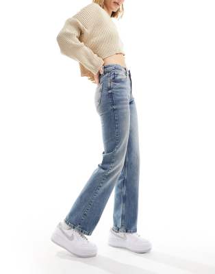 Stradivarius straight leg jean in vintage wash