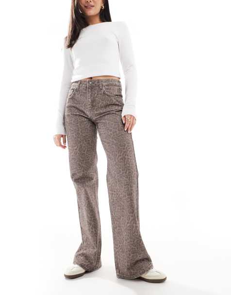 Stradivarius straight leg jeans in light wash leopard - view 1