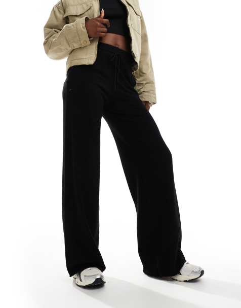 Stradivarius straight leg knitted trousers in black