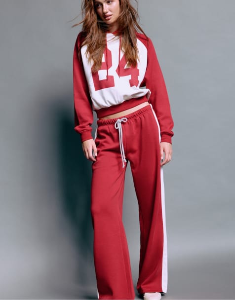 Stradivarius Straight-leg side-stripe joggers in red - view 1