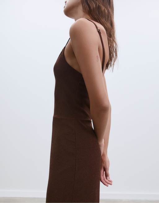 Stradivarius strappy jumpsuit in brown, 4 of 4