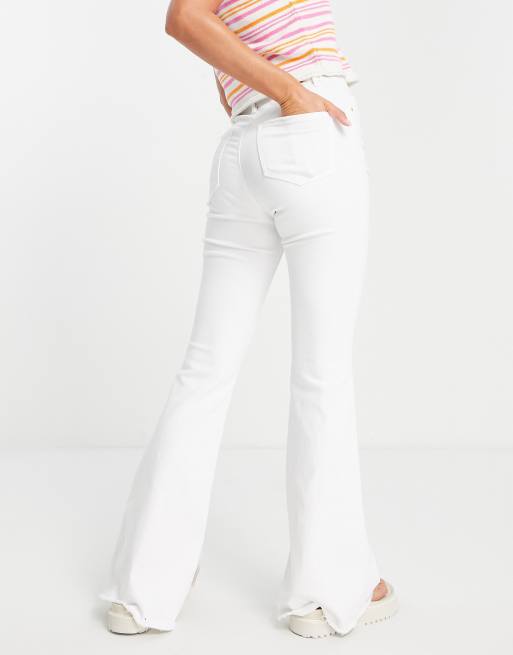 Stradivarius stretch flare jean with split hem in white