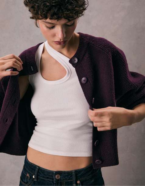 Stradivarius – Strickjacke in Aubergine mit Knopfleiste - view 1