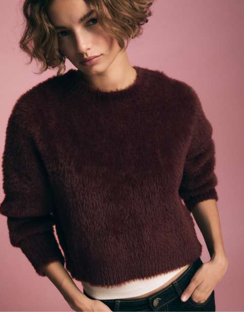 Stradivarius – Strickpullover aus Kunstpelz in Aubergine - view 1
