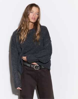 Stradivarius - Strickpullover in Dunkelgrau mit Rundhalsausschnitt