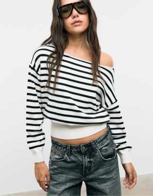 Stradivarius - Strickpullover in Ecru mit U-Boot-Ausschnitt-Weiß