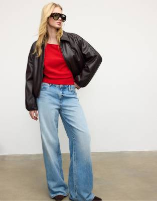 Stradivarius - Strickpullover in Rot mit U-Boot-Ausschnitt