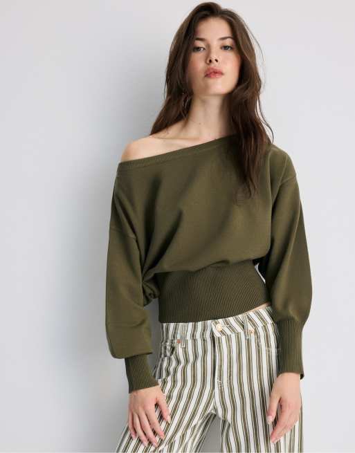 Stradivarius Strickpullover mit asymmetrischem geripptem Saum in Khaki, 2 von 7