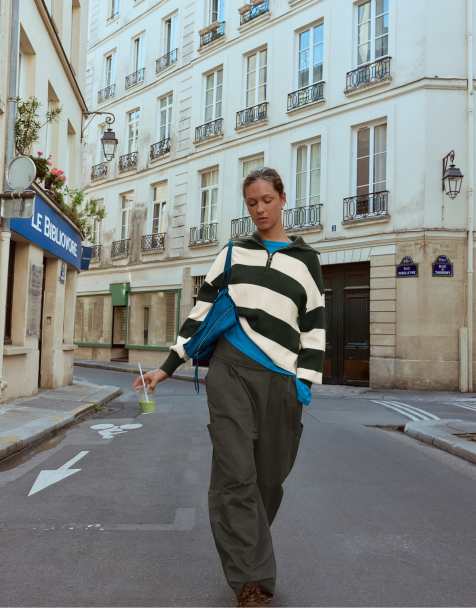 Stradivarius Strickpullover mit Reißverschluss in Khaki - view 1