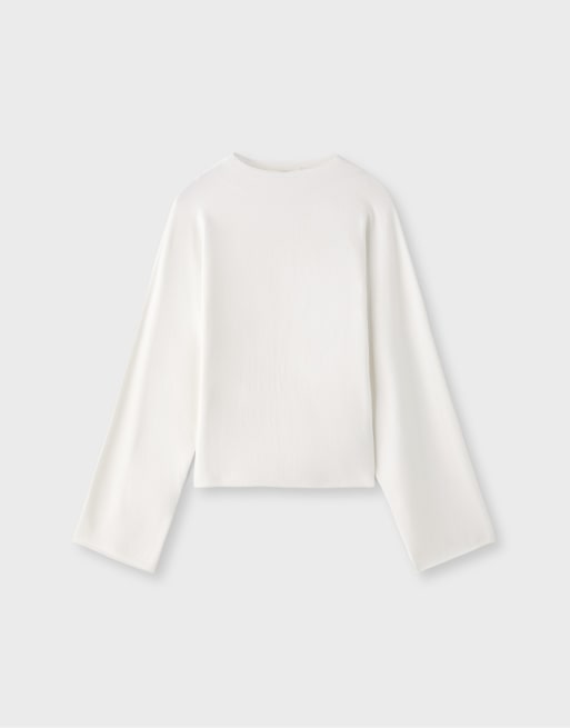 Stradivarius Strickpullover mit Stehkragen und Kimonoärmeln in Ecru, 6 von 7