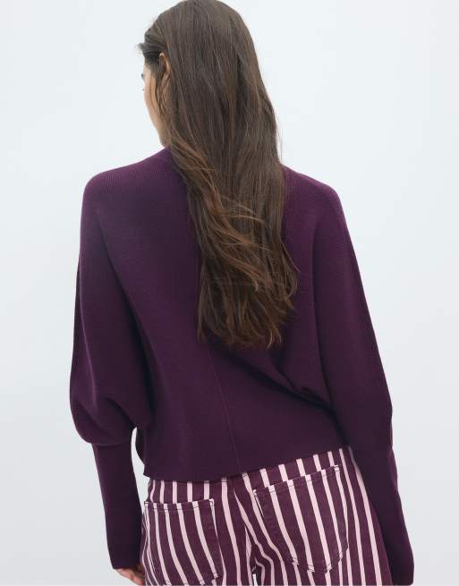 Stradivarius striktrøje med batwing-ærmer og mock neck i mørkelilla, 3 af 7