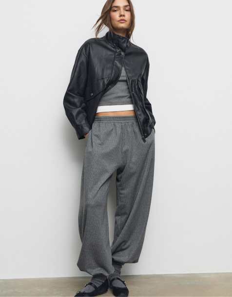 Stradivarius Striped balloon joggers in dark grey - view 1