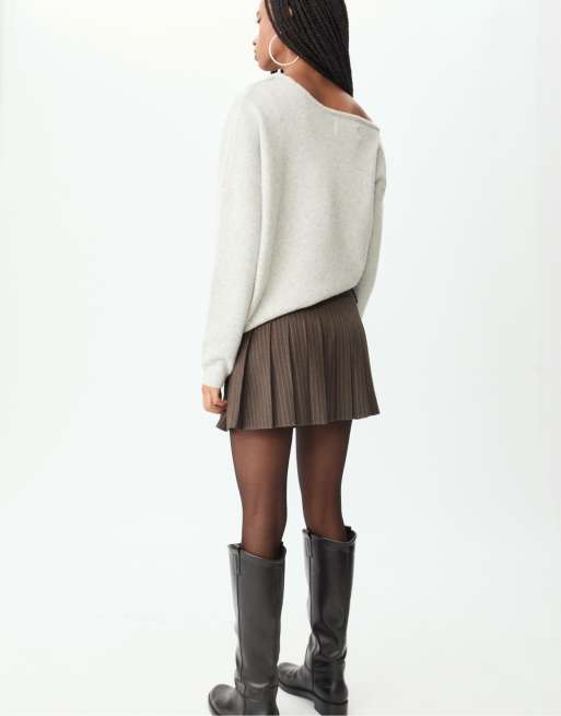 Stradivarius Striped box pleat mini skirt in brown, 2 of 3