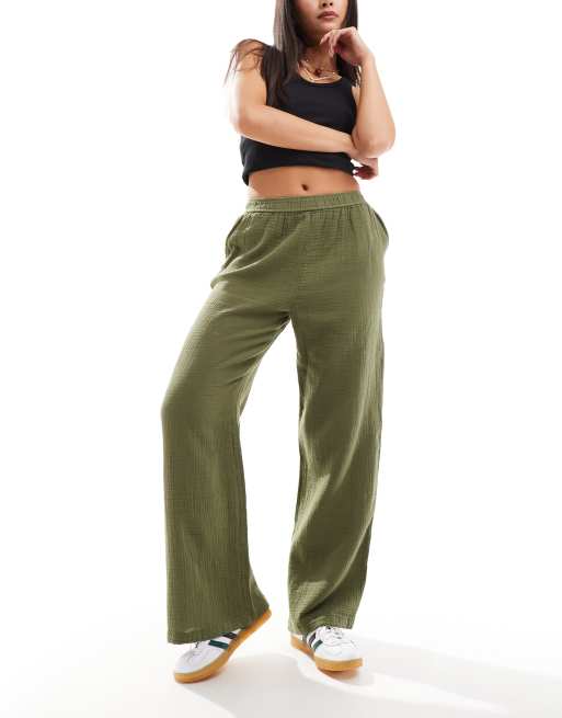Stradivarius – Strukturierte Hose in Khaki