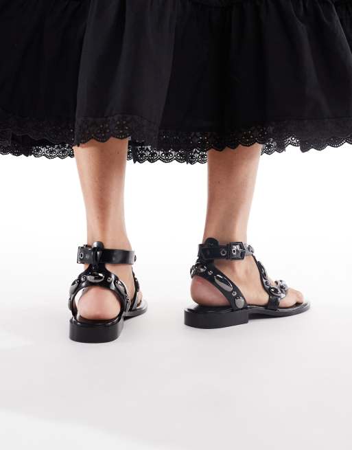 Stradivarius studded detail sandals in black