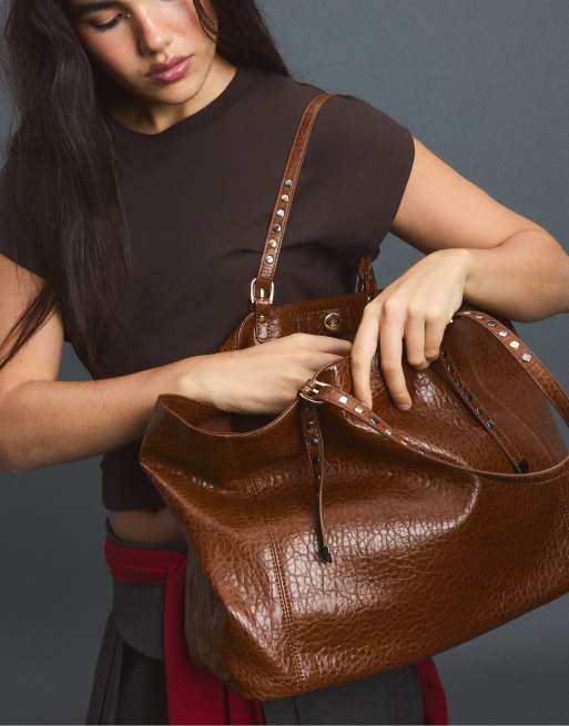 Stradivarius Studded shopper bag with handles in dark camel, 2 of 4
