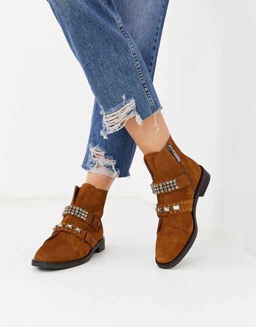 Stradivarius suede jewelled strap boots in tan