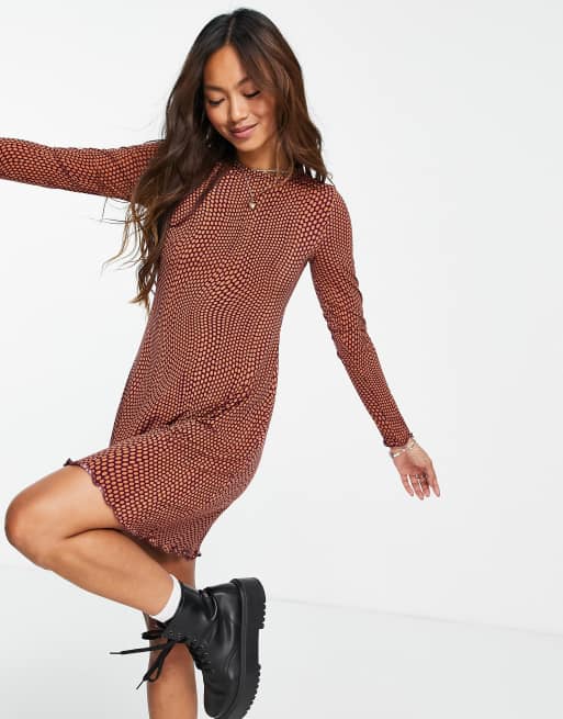 Stradivarius – Sukienka mini z długimi rękawami w pomarańczowy wzór w kropki