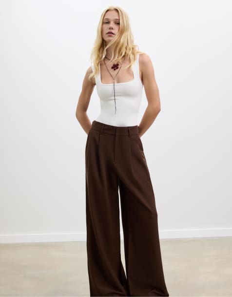 Stradivarius Super wide-leg adjustable trousers in brown - view 1