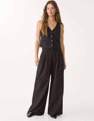 Stradivarius - Superweite Hose in Schwarz mit verstellbarem Bund