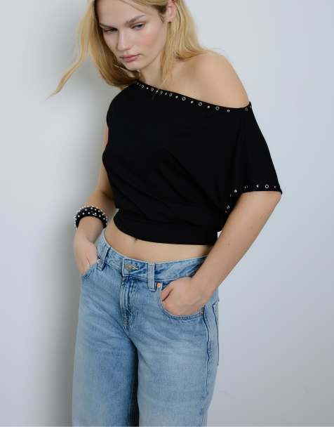 Stradivarius – Svart, asymmetrisk t-shirt med nitar - view 1