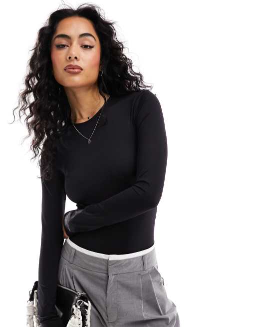 Stradivarius – Svart långärmad body i seamless design