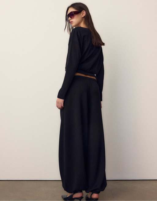 Stradivarius – Svart, långärmad t-shirt med båtringning och bred kant i gördelstil, 3 av 4