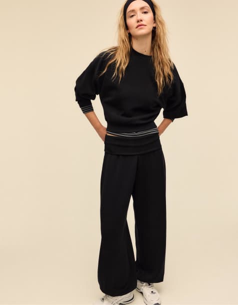 Stradivarius – Svart, mjuka mjukisbyxor med ballongben och nedvikt midja - view 1