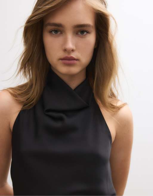 Stradivarius – Svart topp i satin med halterneck, 4 av 4