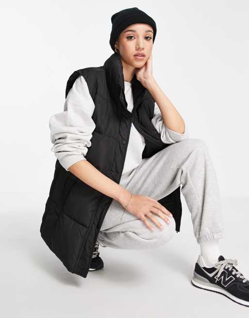 Stradivarius – Svart vadderad oversize väst 