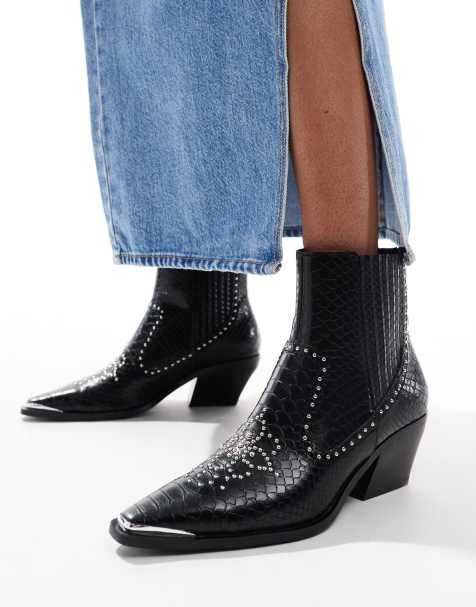 Stradivarius – Svarta ankelboots i imiterat krokodilskinnsmönster med klackar - view 1