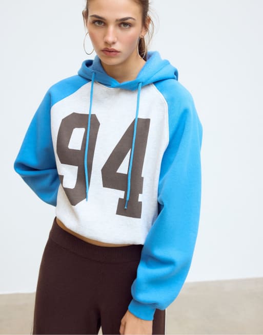 Stradivarius sweat à capuche à manches raglan marron, 2 de 6