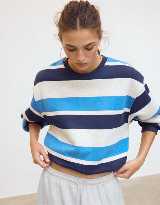 Stradivarius sweatshirt à basque bouffante rayée en gris chiné, 2 de 6