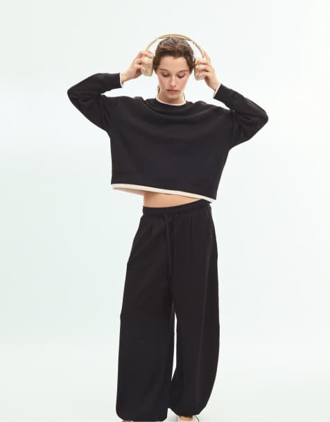 Stradivarius sweatshirt i oversized med kontrast i sort - view 1