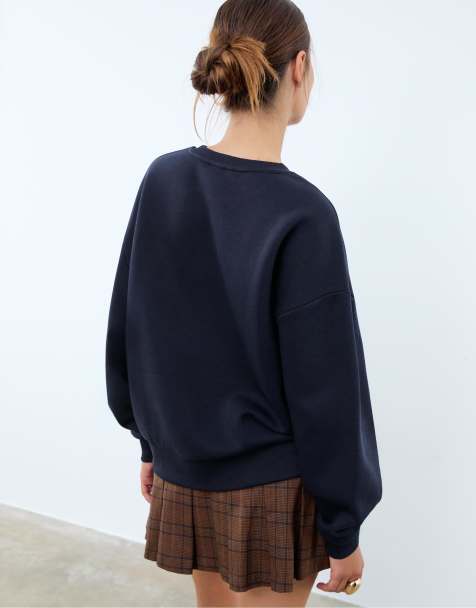 Stradivarius - Sweatshirt met honden-borduursel in donkerblauw - view 1