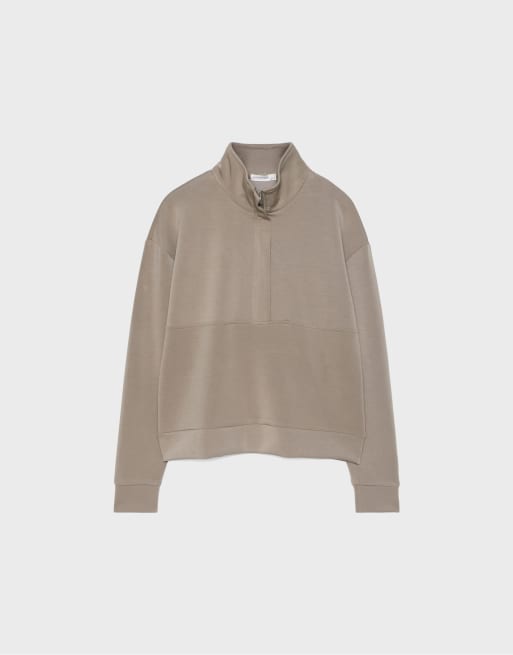 Stradivarius Sweatshirt mit weicher Haptik und Reißverschluss in Beige, 6 von 7