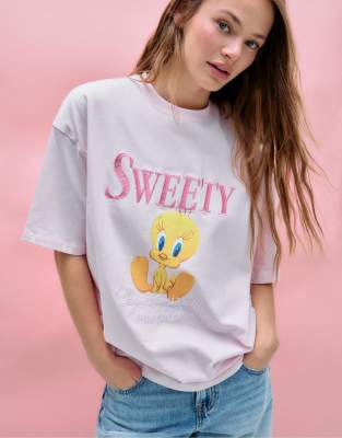 Stradivarius - Sweety - Kurzärmliges T-Shirt in Kaugummirosa mit Rundhalsausschnitt