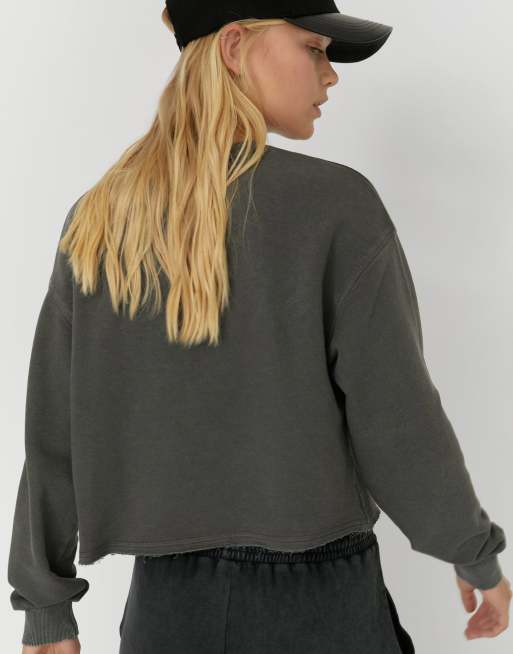 Stradivarius – Szara bluza uniwersytecka z efektem sprania i napisem „Williamsburg”, 2 z 4