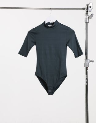 Stradivarius – Szare body ze stójką i półrękawkiem